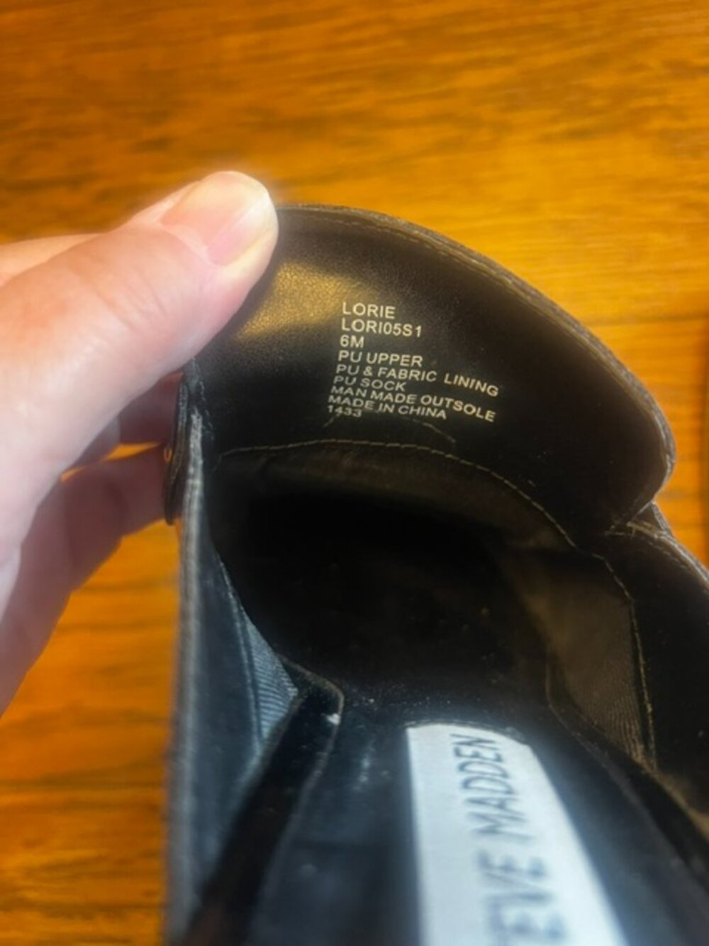 Women's Steve Madden Lorie Clog Shoe, Size 6, Black, 2" heel, Ex Cond! I ivendor - Picture 8 of 8